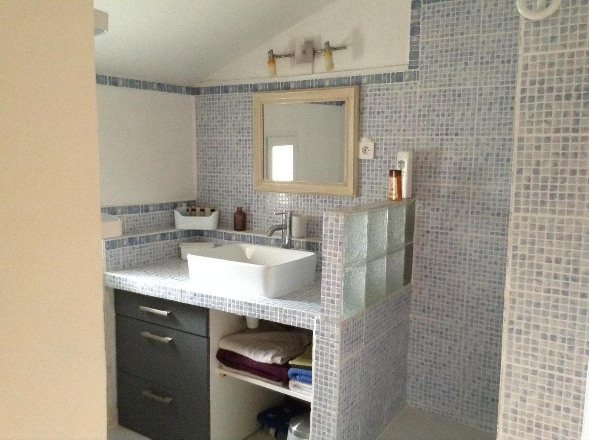 Chambre D'Hotes Le Cedre Apt Luaran gambar