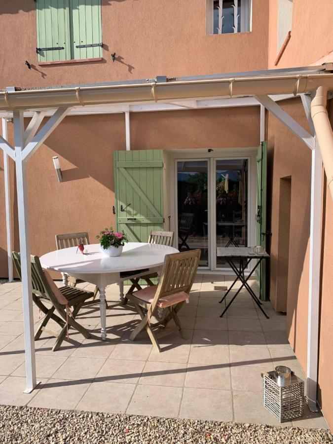 Chambre D'Hotes Le Cedre Apt Luaran gambar